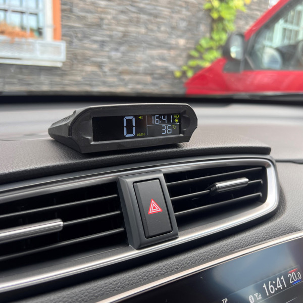 Palubní DISPLEJ GPS měřič rychlosti, solární napájení