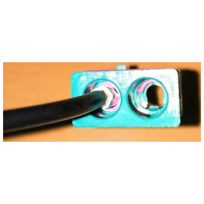 #9199 151471_detail konektora zadna strana